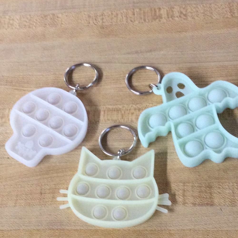 New 3 KeyChine Glow in the dark